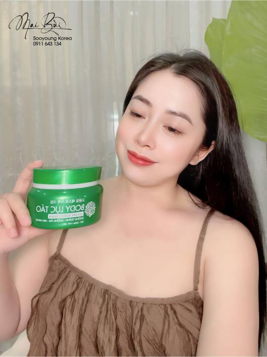 Soo%20Young%20Whiting%20Body%20Luc%20Tao%20Body%20Cream%20250g%20-%20Image%206