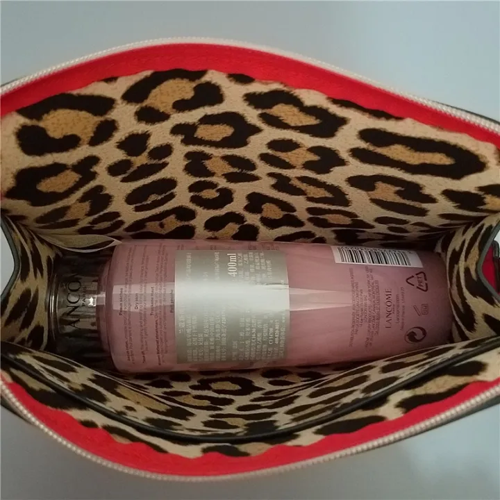 Estee%20Lauder%202020%20Autumn%20Bee%20Red%20PU%20Cosmetic%20Bag%20Travel%20Carrying%20Makeup%20Storage%20Handbag%20-%20Image%205