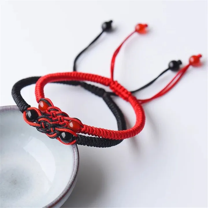 charm%20detail%20Ethnic%20bracelet%20Stylish%20Adjustable%20size%20Handmade%20rope%20material%20Woven%20amulet%20bracelet%20Ethnic%20design%20Woven%20craftsmanship%20Adjustable%20bracelet%20for%20wear%20Yoga%20and%20meditation%20Ethnic%20fashion%20-%20Image%203