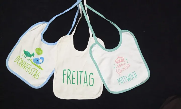 3%20Pieces%20Combo%20Pack%20Baby%20Bibs%20for%20Baby%20-%20Multicolor%20-%20Image%203