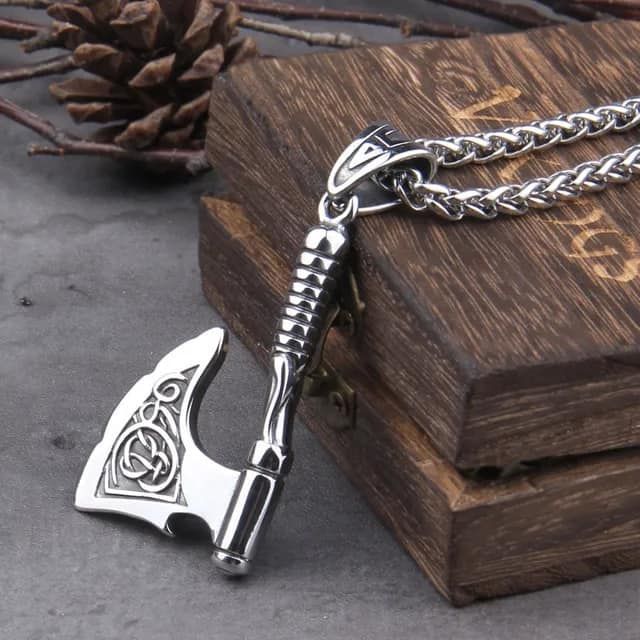 Viking%20Wolf%20Raven%20Axe%20Pendant%20Necklace%20Alloy%20Chain%20Viking%20Jewelry%20Gifts%20for%20Men%20-%20Image%206