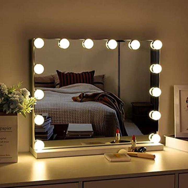 Vanity Makeup Mirror Led Light /Makeup 10 LED Light - 3 Modes & USB Type