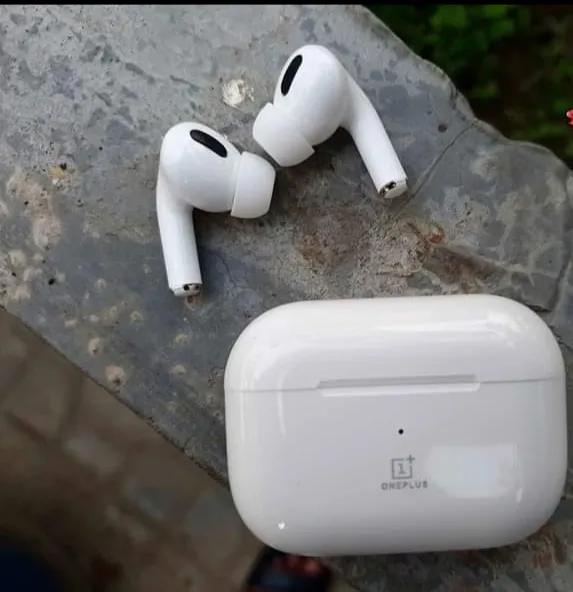 Oneplus%20Airpods%20Pro%20Tws%20Wireless%20Earbuds%20-%20Bluetooth%20Headphone%20-%20Image%207