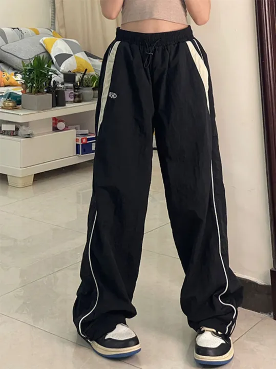 Y2k%20Women%20Wide%20Leg%20Cargo%20Pants%20Casual%20Streetwear%20Loose%20Drawstring%20Trousers%20Drawstring%20Sweatpants%20Female%20Vintage%20Baggy%20Joggers%20-%20Image%202