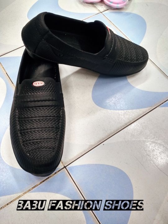 New%20Fashionable%20Solid%20Black%20Rubber%20Shoes%20for%20Men%20-%20Image%202