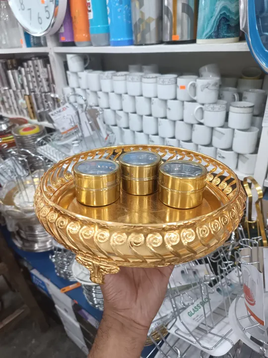 Paner%20Bata%20Pandan%20Sets%20Khandani%20China%20Golden%20Paner%20Box%20Betel%20Leaf%20Bowl%20Set%20-%20With%203%20Pots%20Experience%20Traditional%20Betel%20Leaf%20Serving%20With%20This%20Stylish%20Set%20-%20Image%206