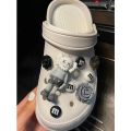 17pcs INS KAWS & Balloon Dog Button Shoes Charm -croc /jibz /Button croc /Charm/DIY-Cute Cartoon AccessoriesJibbitz Resin crocs charms accessories crocs 2045 jibbitz set. 