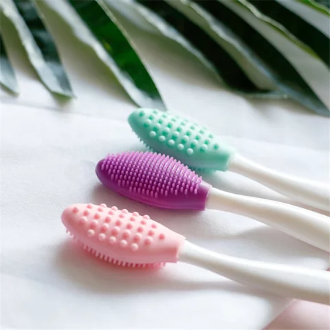 1Pcs%20Face%20Cleansing%20Brush%20Effective%20Nose%20Exfoliator%20Blackhead%20Removal%20Brush%20-%20Image%202