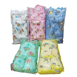 New%20Born%20Baby%20Pillow%20Set%20(3%20Pieces)-Multicolor%20-%20Image%203