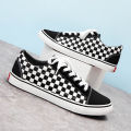 Spring New Harajuku Black-White Checkerboard Plaid Low-Top Canvas Shoes for Men and Women Korean Fashion Shoes Skateboard Shoes.