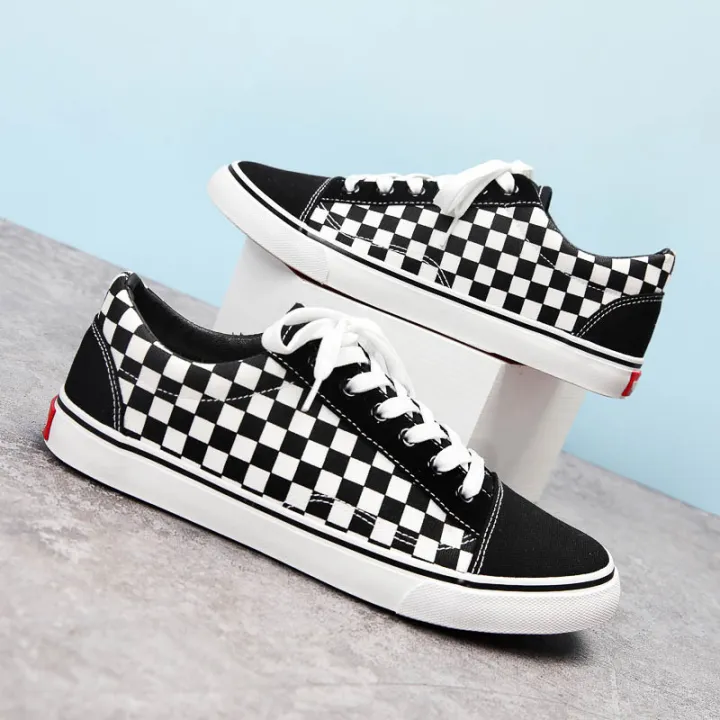 Spring%20New%20Harajuku%20Black-White%20Checkerboard%20Plaid%20Low-Top%20Canvas%20Shoes%20for%20Men%20and%20Women%20Korean%20Fashion%20Shoes%20Skateboard%20Shoes%20-%20Image%204