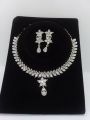 Neckless for Women inden Jewellery Necklace Set.