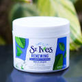 St Ives Collagen Elastin Facial Moisturizer 283Gm. 