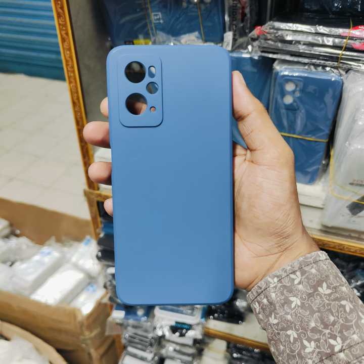 For%20Realme%209i%20/%20Oppo%20A76%20/%20Oppo%20A36%20Liquid%20Silicone%20Soft%20Gel%20Rubber%20Shockproof%20Cover%20For%20Realme%209i%20Phone%20Case%20(Back%20Case%20Cover%20For%20Smartphone)%20-%20Image%203
