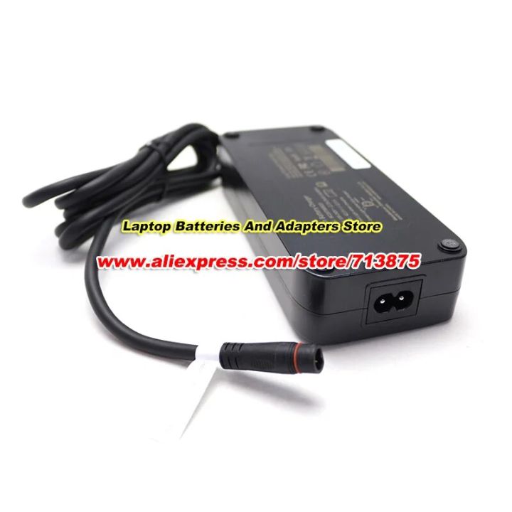 Genuine%20BC297360020%20Li-ion%20Battery%20Charger%20for%20Darfon%2042V%202A%2084W%20Bk.1WP844011%20With%20Special%205%20Pins%20-%20Image%205