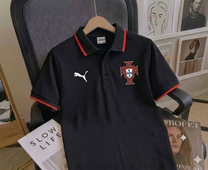 Portugal%20Football%20Jersey%20for%20Men%20%E2%80%93black%20Half%20Sleeve%20Premium%20Fan%20Edition%20T-Shirt%20-%20Image%202