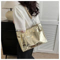 PU Leather Handbags Durable Chain Detail Casual Tote Bags Large-capacity Elegant Women's Bags for Daily Use Work Tote Stylish Women Trendy Accessory Travel-Friendly.