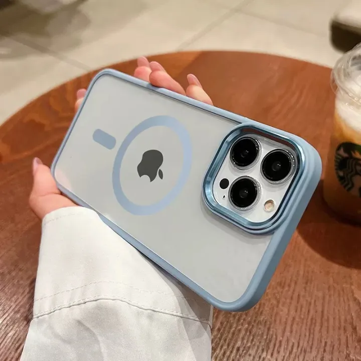 New%20iPhone%2015%20phone%20with%20eagle%20eye%20gold%20shield%20magnetic%20suction%20three%20in%20one%20Apple%2014%20full%20package%20fall%20protection%20case%20-%20Image%206