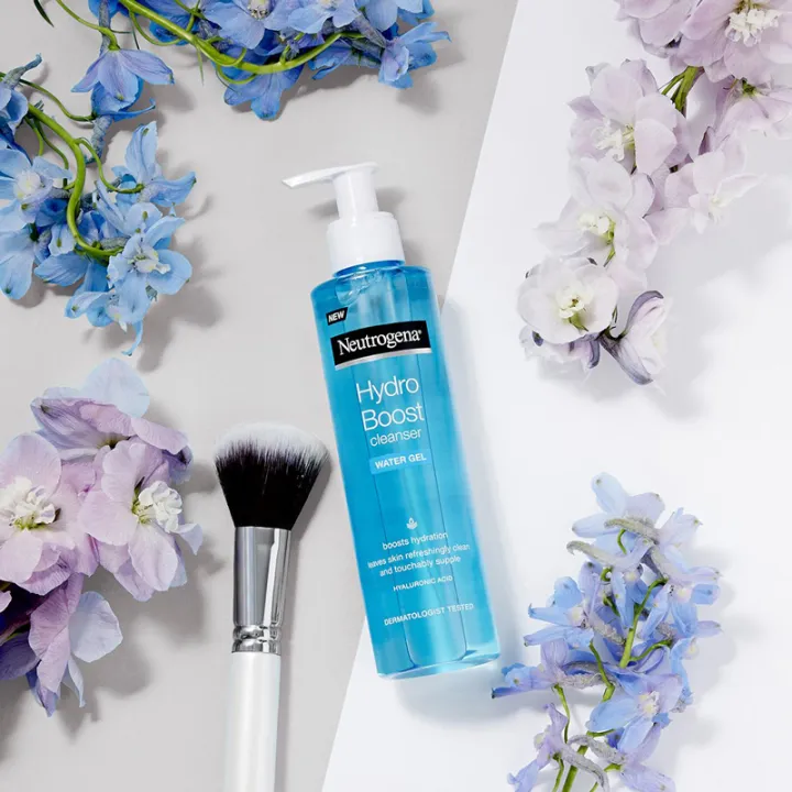 Neutrogena%20Hydro%20Boost%20Water%20Gel%20Cleanser%20200ml%20-%20Image%204