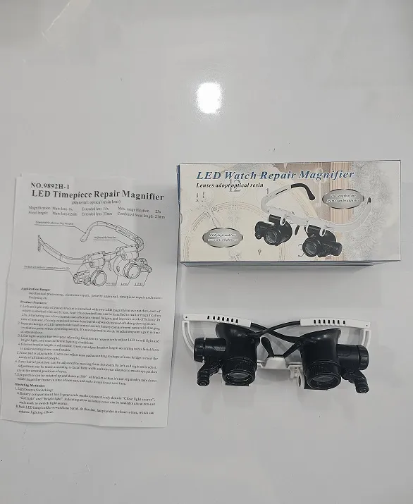 Magnifier%20With%202%20Led%20Light%20Magnifying%20Glass%20-%20Image%202
