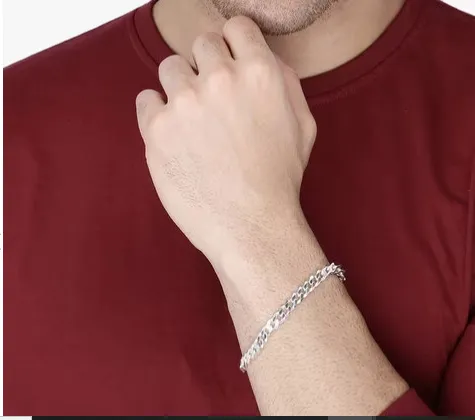 Chain-Link%20Bracelet%20with%20Lobster%20Claw%20Closure%20-%20Bracelet%20-%20Image%202