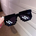 Thug Glasses Funny Mosaic Glasses Net Red Pixel Photography Performance Sunglasses for Men and Women Sunshade Sunglasses Coding anime. 