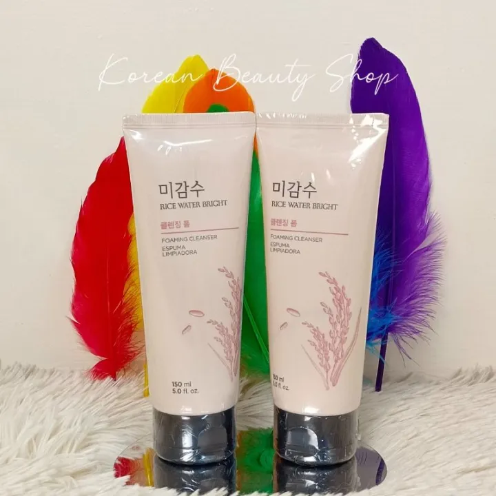 The%20Face%20Shop%20Rice%20Water%20Bright%20Cleansing%20Foam%20-%20Image%204