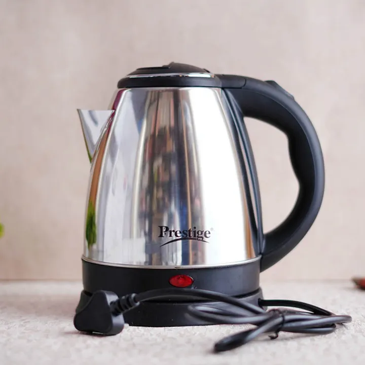 Nova%20Electric%20Kettle%20-%201.5L%20-%20Black%20and%20Silver%20-%20Image%203