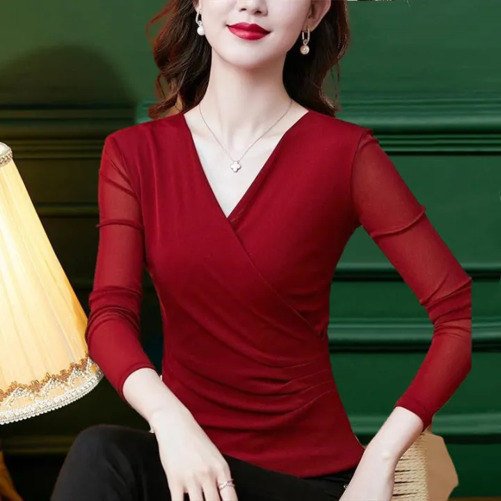2023%20Spring%20and%20Autumn%20New%20Korean%20Style%20Western%20Style%20Slim%20Fit%20Black%20Mesh%20Cross%20V%20Collar%20Bottoming%20Shirt%20Long-Sleeved%20Top%20T%20Women's%20T-shirt%20-%20Image%202