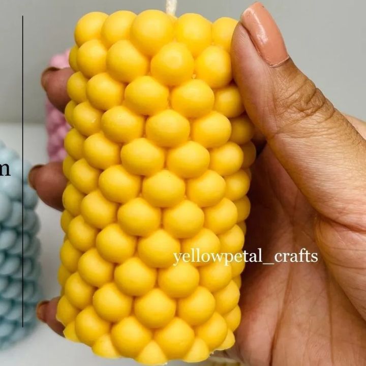 Bubble%20Ball%20Scented%20Candle%20-%20Image%203