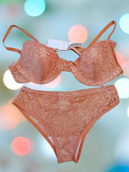 Women's%20Push-Up%20Underwire%20Bra%20&%20Panty%20Set%20-%20Rose%20Gold,%20Soft%20Cup,%20Comfortable%20Lingerie%20-%20Image%202