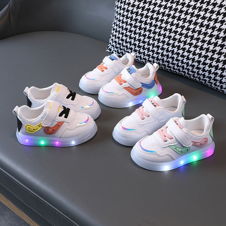 Size%2021-30%20Girl%20Glowing%20Sneakers%20Children%20Led%20Casual%20Shoes%20Boys%20Led%20Slippers%20Luminous%20Sneakers%20for%20Girls%20Wedding%20Shoes%20-%20Image%203
