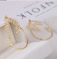 1 Pair Luxury Temperament Earrings for Women.