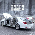 1:24 Toyota Crown Diecast Alloy Car XLG 6 Open Premium Model Vehicle Metal Toy Model Pull back Sound Light. 