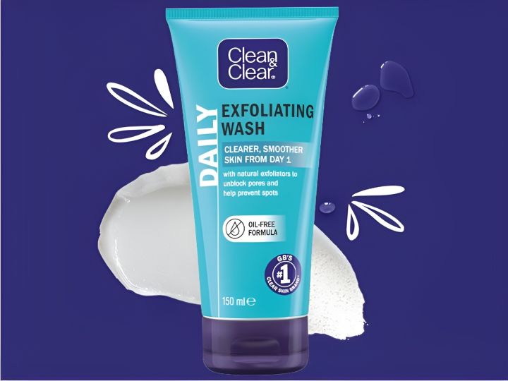 CLEAN CLEAR EXFOLIATING DAILY WASH (FRANCE) - 150ML
