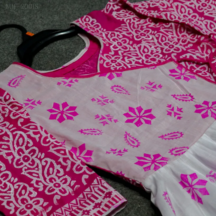 Stylish%20And%20Fashionable%20Women%20Dress%20Handmade%20Women%20new%20Block%20Printed%20Women%20kurtis%20-%20Image%202