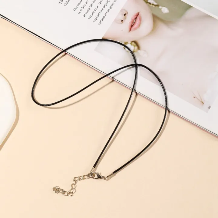 Thin%20black%20leather%20cord%20necklace%20for%20Man%20-%20Image%202