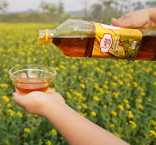 Laziz%20Mustard%20Oil%205Litre%20-%20100g%20Turmeric%20Powder%20come%20Free%20with%20the%20purchase%20-Tetul%20Kather%20Ghanir%20Tel%20-%20No%20Additive%20-%20No%20chemical-100%25pure%20-%20Image%204