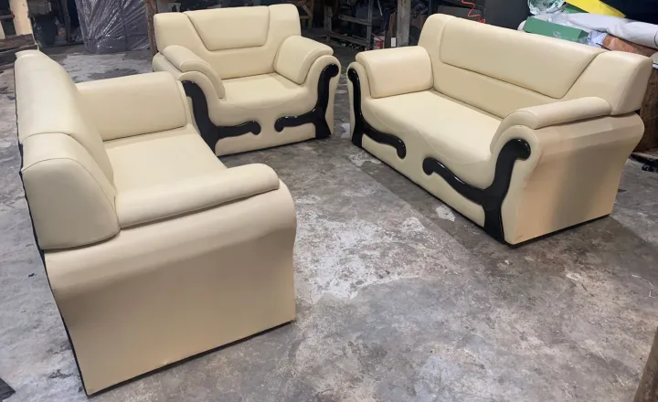Icon%20Rolled%20Arm%20Leaqueared%20Sofa%20Set%20Home%20and%20Office%20Sofa%20High%20Quality%20Synthetic%20Leather%20White%20and%20Off%20White%20-%20Image%203