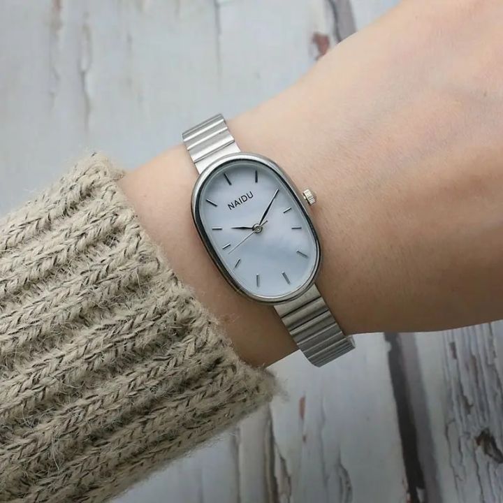 Fashion%20Small%20Oval%20Shape%20Women%20Watches%20Steel%20Strip%20Quartz%20Wristwatch%20Clock%20Fashion%20Casual%20Girl%20Student%20Women%20-%20Image%205