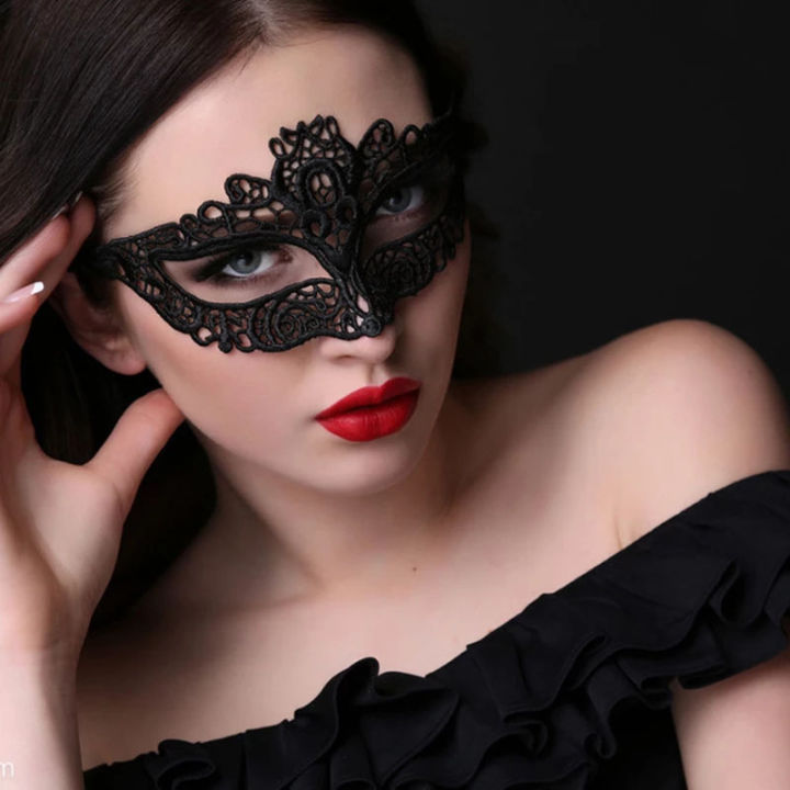 Black%20Women%20Hollow%20Lace%20Masquerade%20Face%20Mask%20Princess%20Party%20Cosplay%20Prom%20Props%20Costume%20Nightclub%20Queen%20Half%20Face%20Eye%20Mask%20-%20Image%205