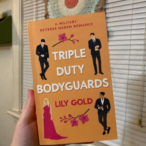 Triple-Duty%20Bodyguards%20(%20Book%20by%20Lily%20Gold%20)%20(%20Premium%20Paper%20and%20Matte%20Cover%20)%20Novel%20-%20Image%202