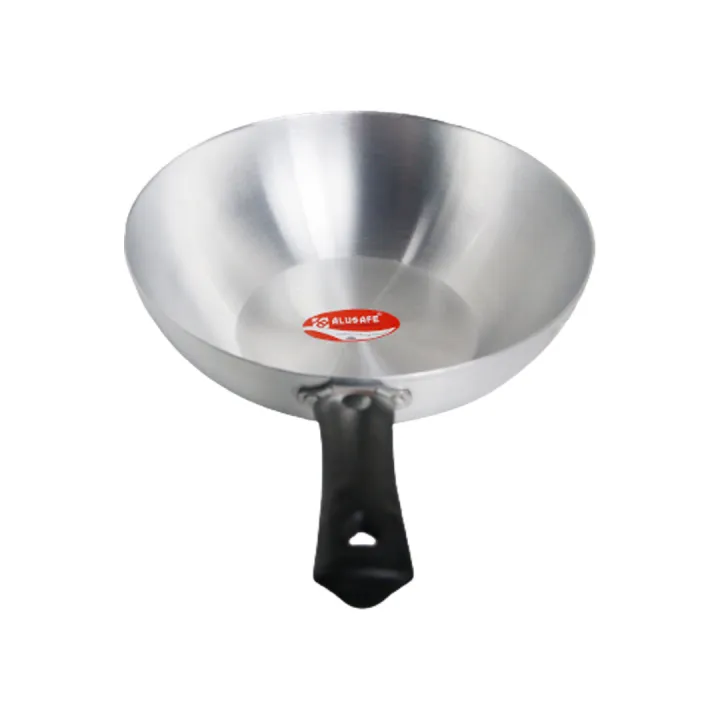 Alusafe%20Aluminium%20Multipan%2027%20Cm%20-%20Versatile%20Cooking%20Essential%20(27*7%20Cm)-%20Quality%20Craftsmanship%20For%20Your%20Culinary%20Adventures%20-%20Image%206