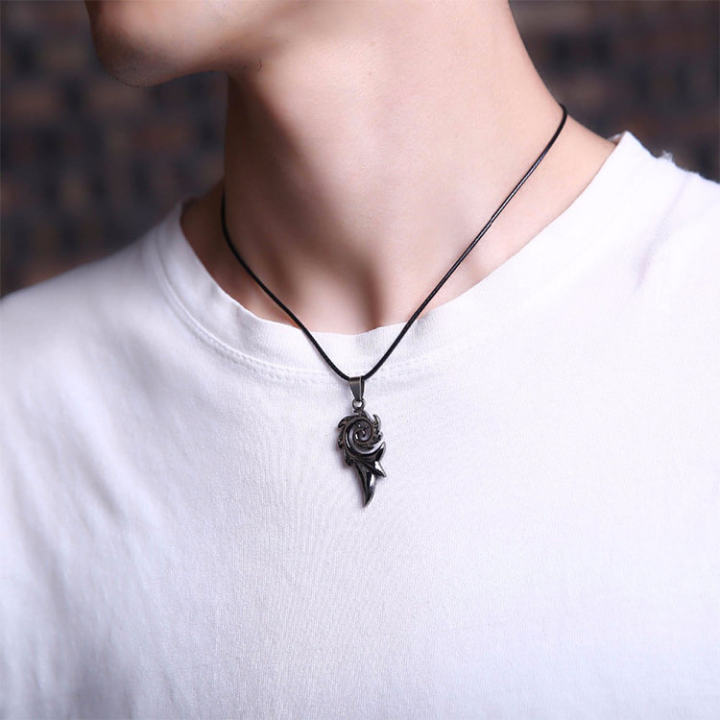 Black%20Dragon%20Pendant%20Necklace%20For%20Men%20Trendy%20Simple%20Chain%20For%20Men%20-%20Image%202