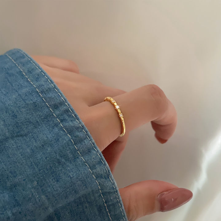 Zircon%20thin%20hoop%20ring,%20delicate%20luxury%20small%20diamond%20ring,%20engagement%20proposal,%20sweet%20wind%20row%20diamond%20gold-plated%20thin%20finger%20ring%20-%20Image%204