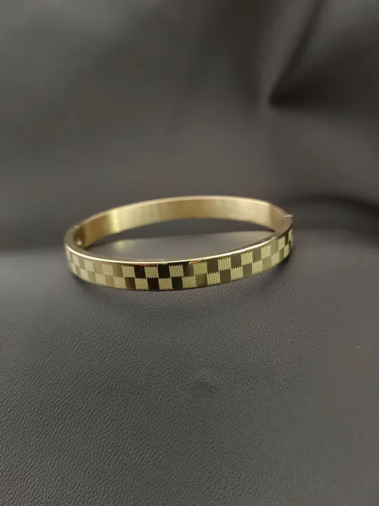 New%20style%20Men%20Cuban%20Link%20Chain%20Bracelet%20Shiny%20Rhinestone%20Inlaid%20Bangle%20Jewelry%20braclett%20for%20man%20vairal%20%20bracelet%20on%20daraz%20best%20low%20price%20-%20Image%207