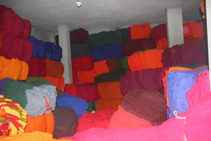 Blankets%20for%20Charity%20and%20Humanitarian%20Relief%20-%20Image%204