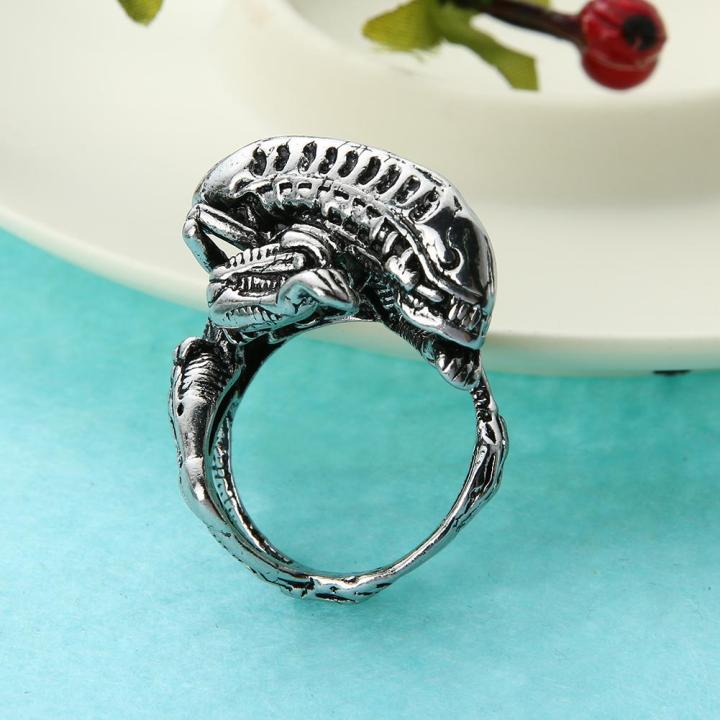 Man%20Monster%20Ring%20Titanium%20Steel%20Single%20Chic%20Index%20Finger%20Ring%20-%20Image%203