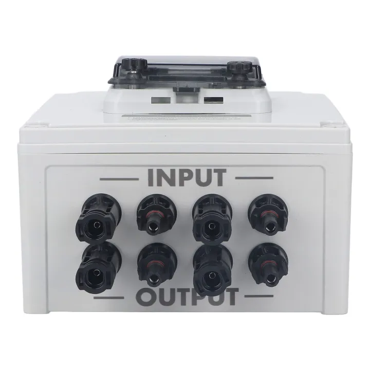 Solar%20Combiner%20Box%20DC1000V%20IP67%20Transparent%20Panel%20Photovoltaic%20Combiner%20Box%20for%20RV%20-%20Image%203