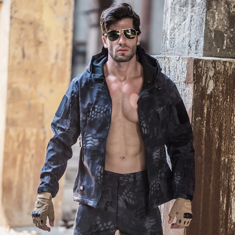 Shark Skin Soft Shell Jackets Men Tactical Windproof Waterproof